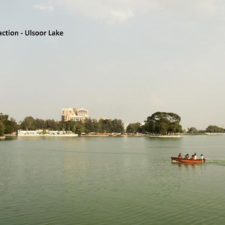 Collection O Premium Eden Au Lac Near Sri Someshwara Swami Temple Бангалор Екстериор снимка